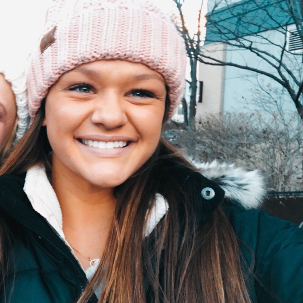 Meet your Posher, Ella